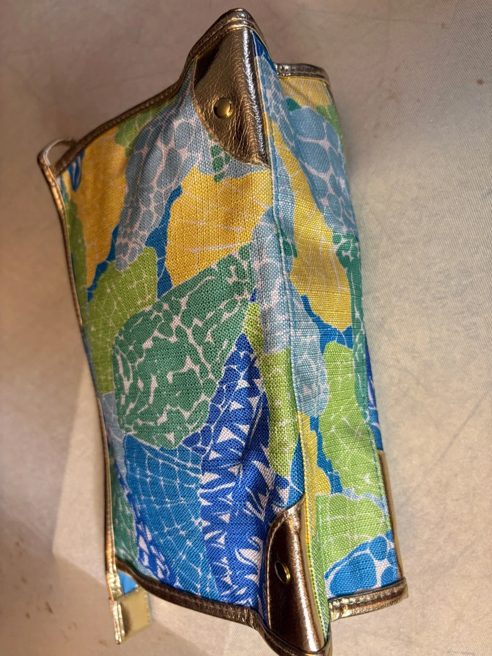 Estée Lauder x Lilly Pulitzer Blue & Yellow Shell-Print Cosmetic Pouch